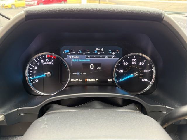 Used 2019 Ford F250 Lariat w/ Lariat Ultimate Package image 19