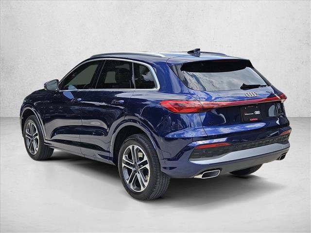 Certified 2025 Audi Q5 Premium AWD/4WD image 7