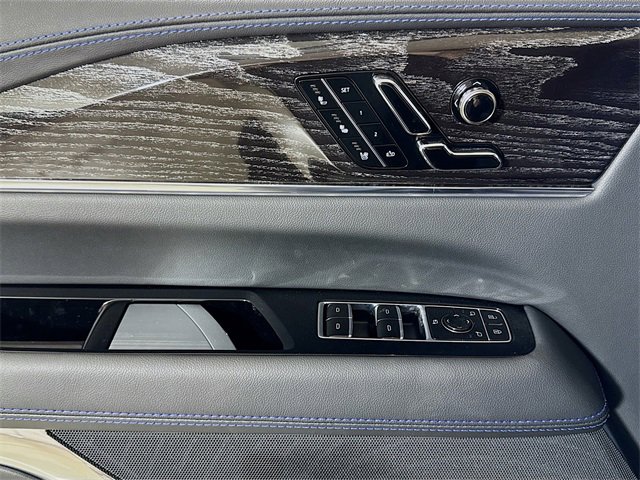 New 2025 Cadillac Escalade IQ Luxury 1 w/ Smart Trailering package image 16