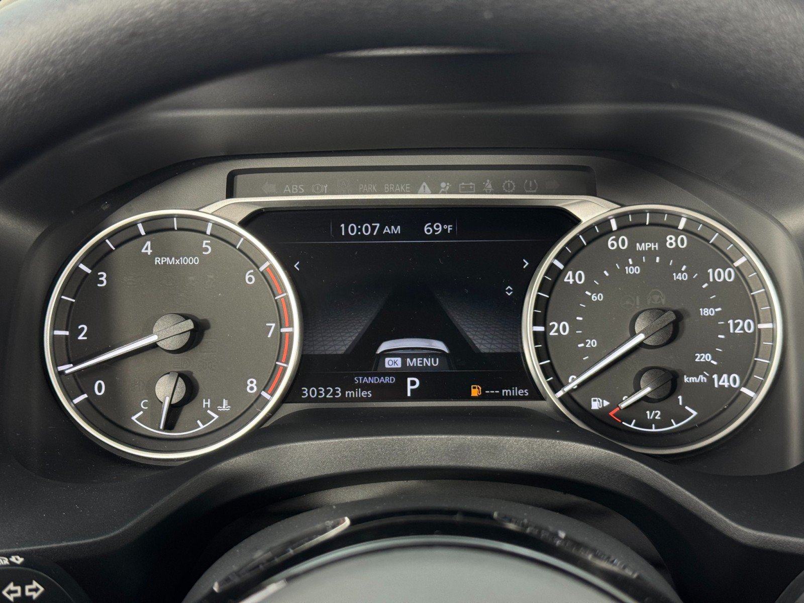 Used 2023 Nissan Rogue SV FWD image 17