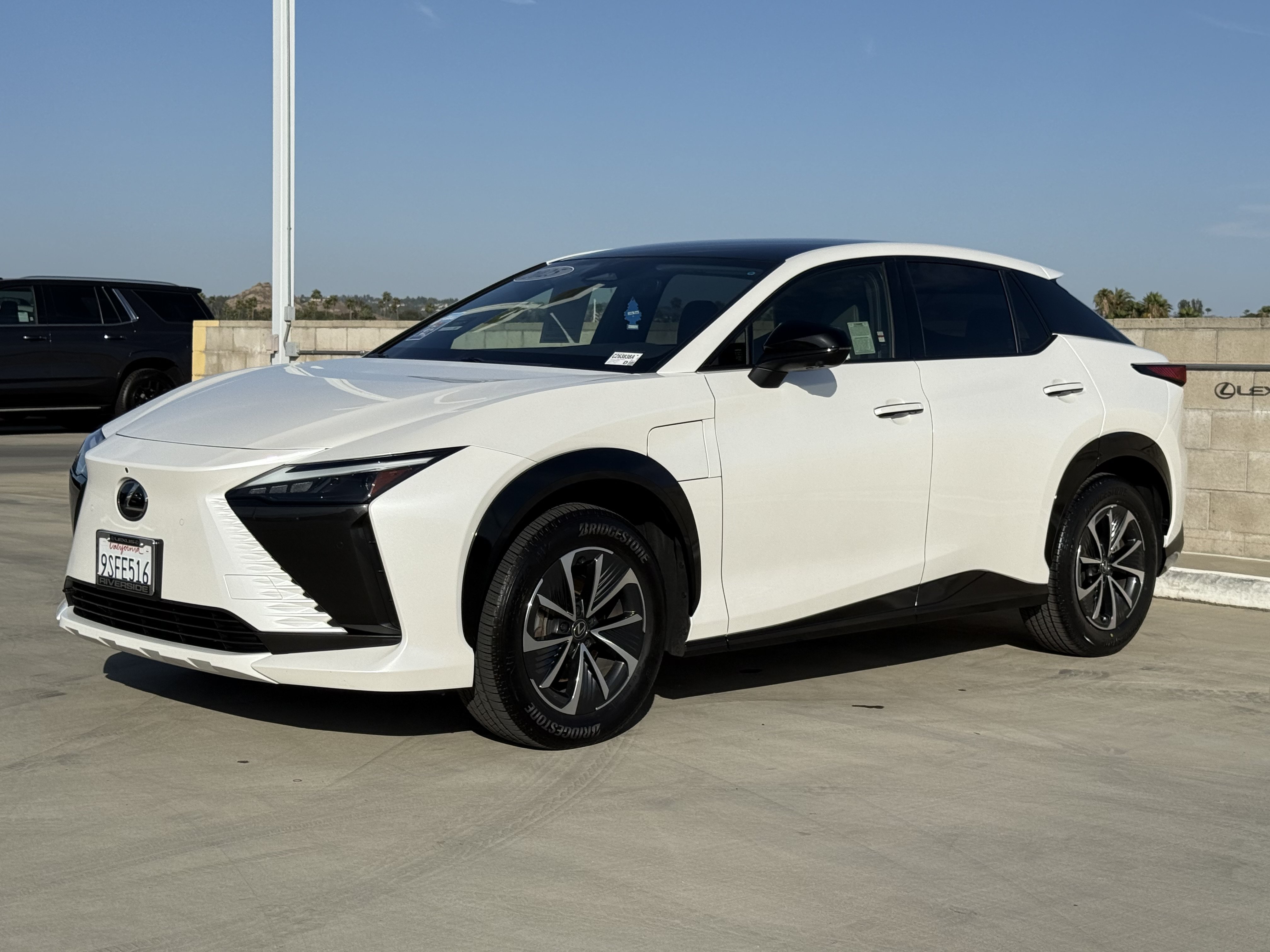 Certified 2025 Lexus RZ 300e FWD image 8