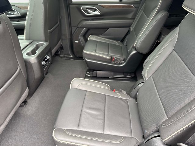 Used 2024 Chevrolet Tahoe Premier w/ Advanced Technology Package AWD/4WD image 15