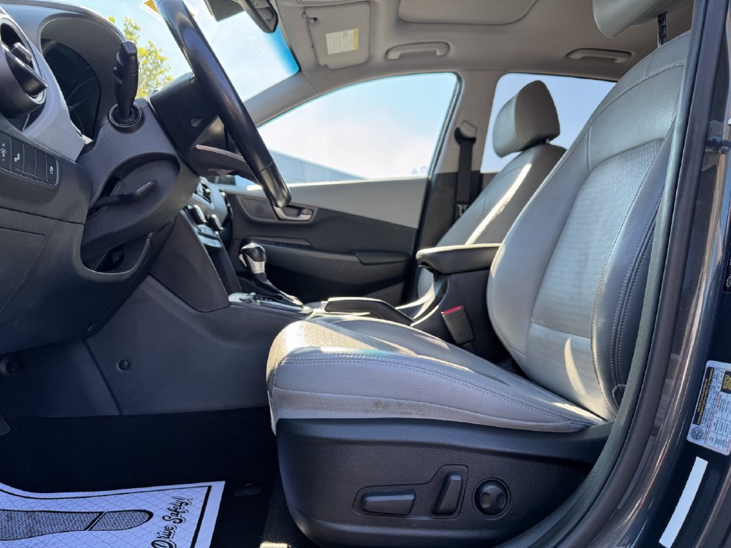 Used 2018 Hyundai Kona Limited FWD image 16