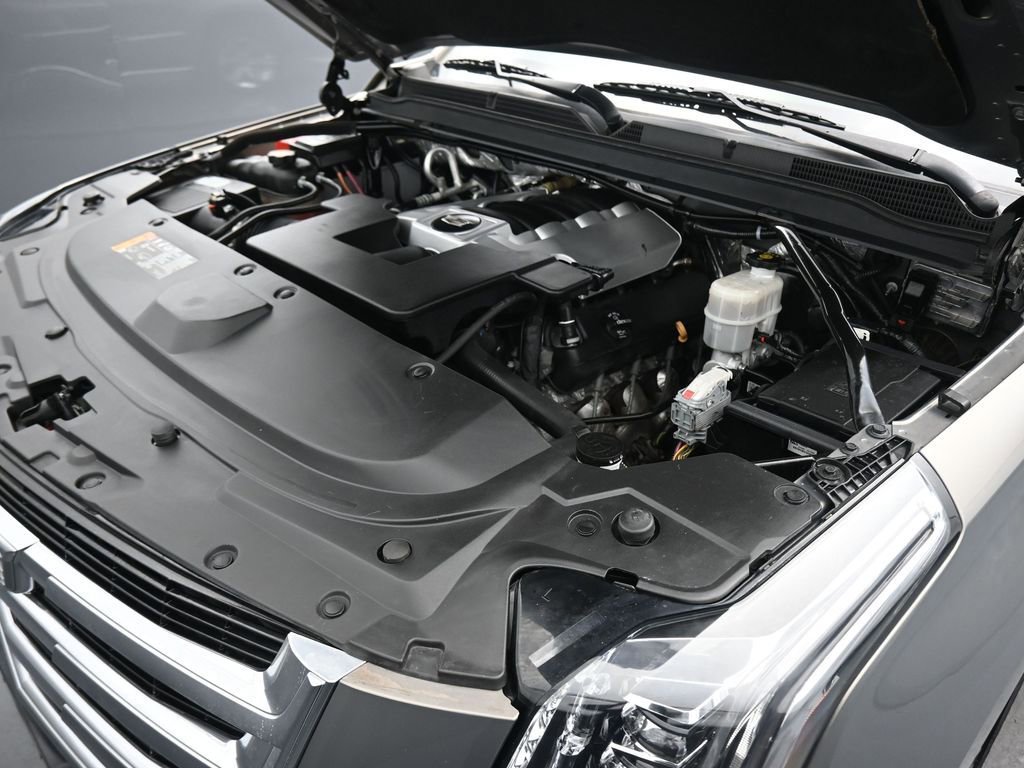 Used 2017 Cadillac Escalade Premium Luxury image 65