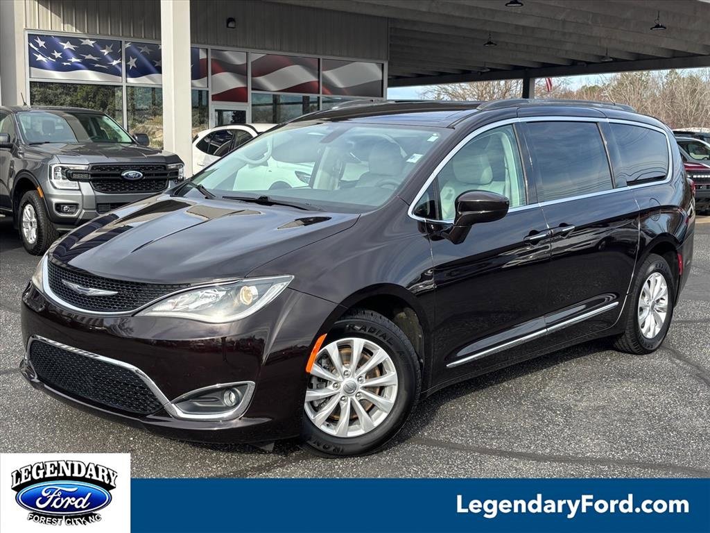Used 2017 Chrysler Pacifica Touring-L