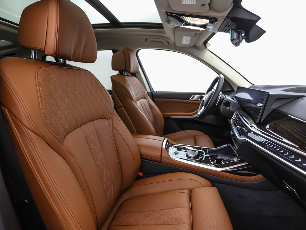 Certified 2024 BMW X7 xDrive40i image 39