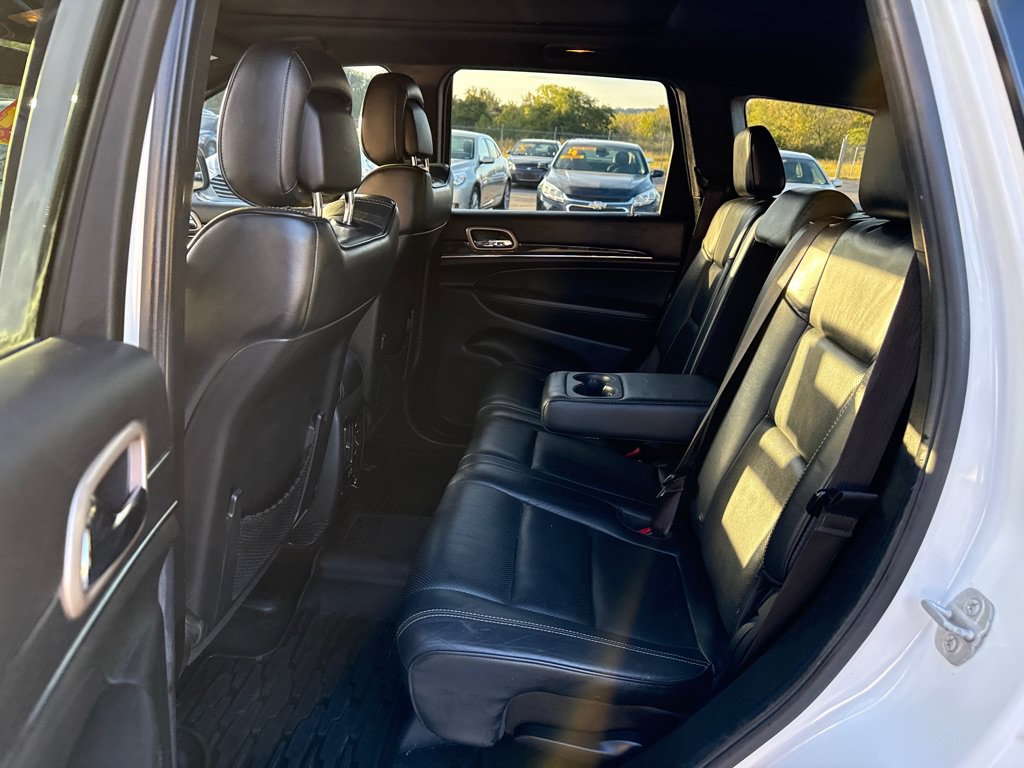 Used 2015 Chrysler 200 Limited w/ Convenience Group FWD image 25