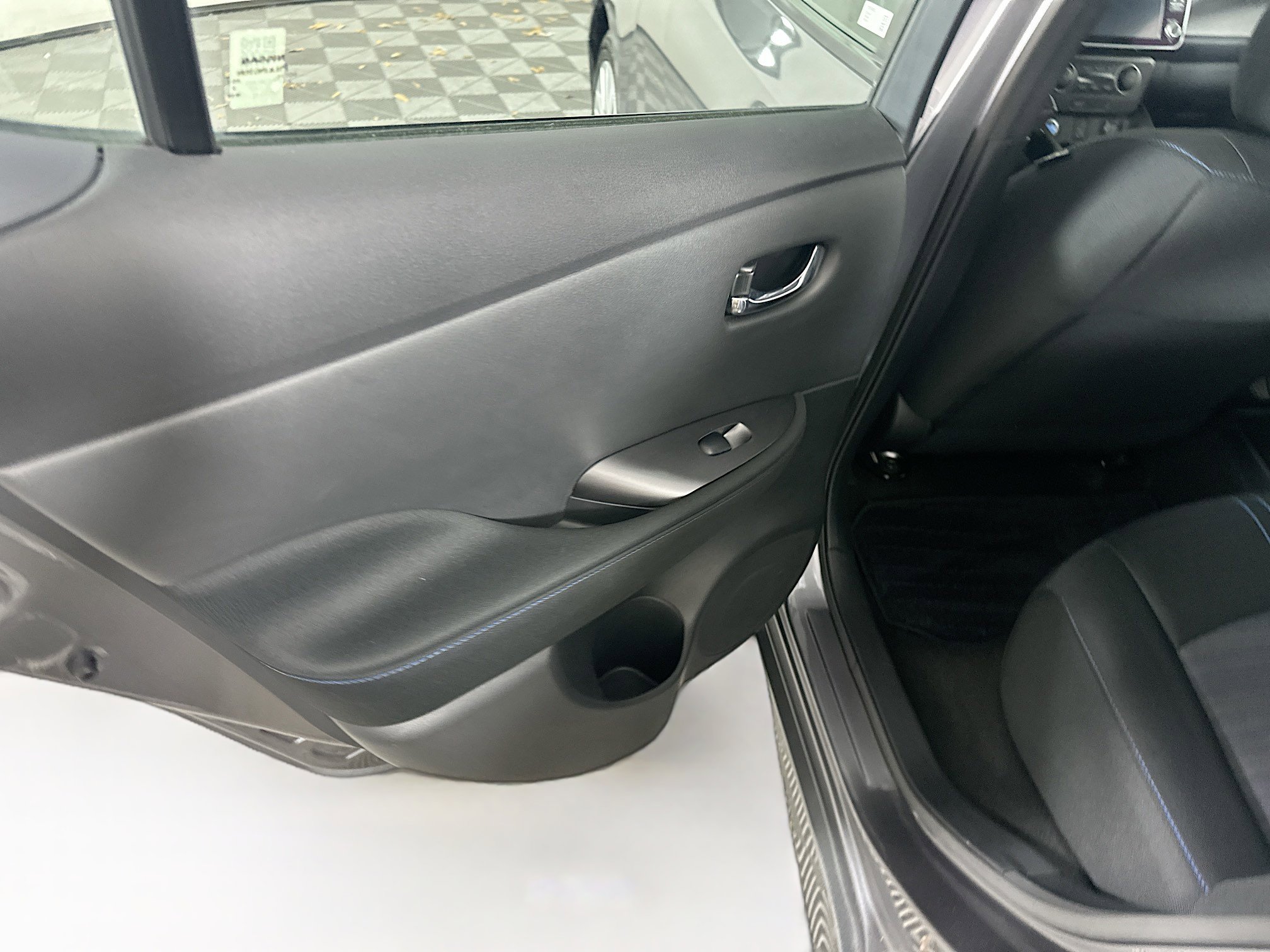Used 2023 Nissan Leaf S FWD image 25