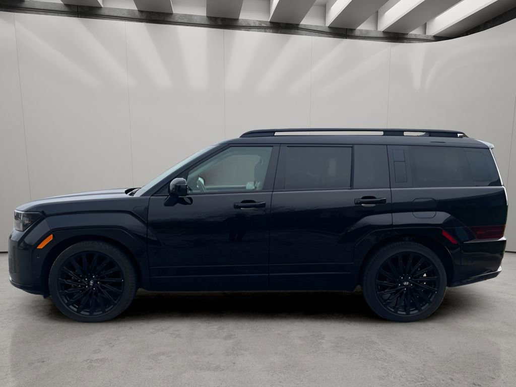 Used 2025 Hyundai Santa Fe Calligraphy image 2