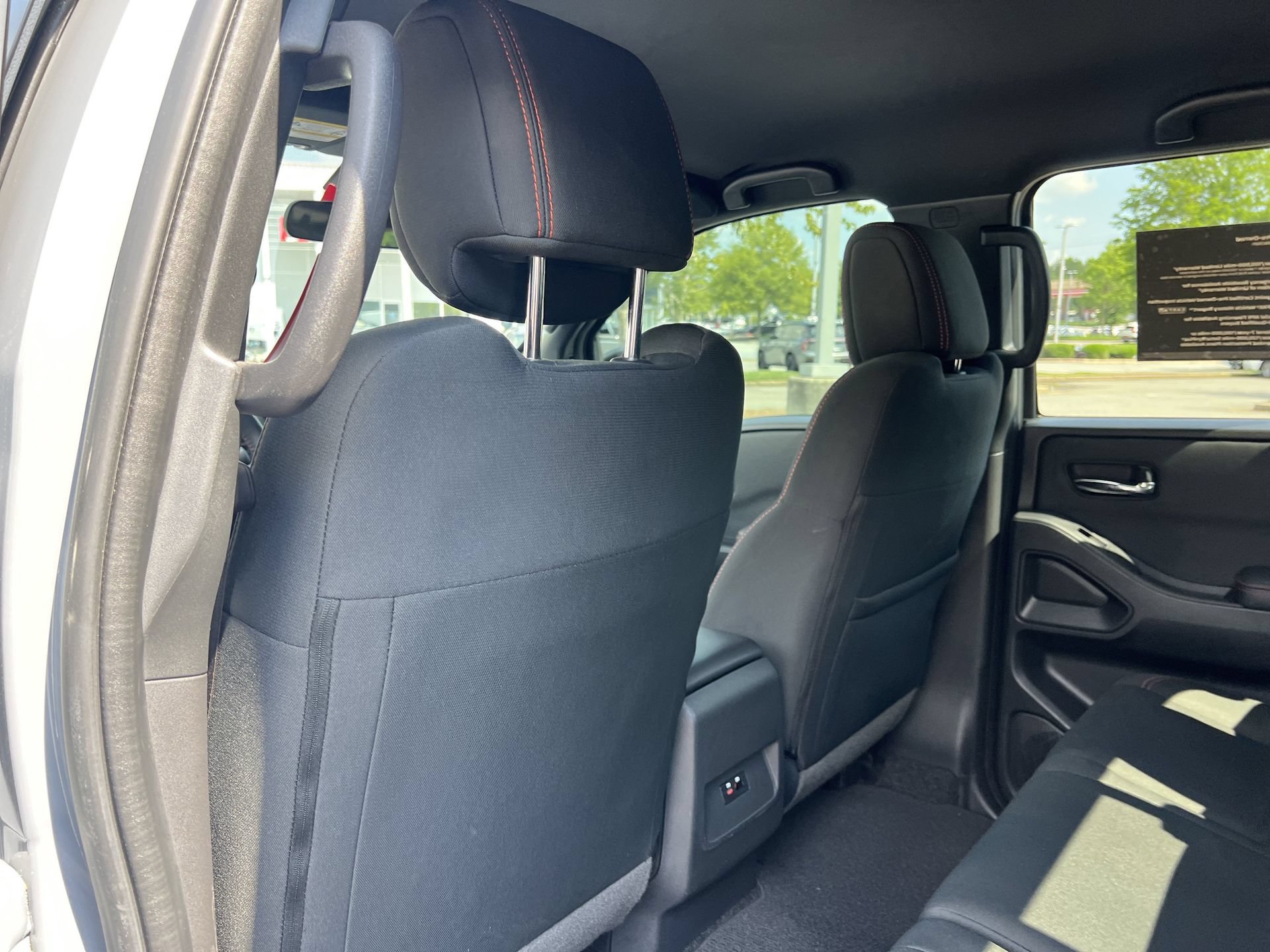 Certified 2024 Nissan Frontier PRO-4X w/ Off-Road Protection Package AWD/4WD image 17