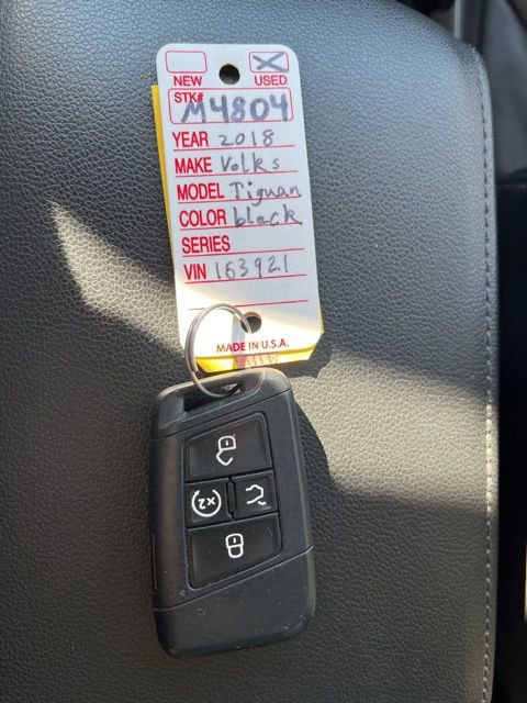 Used 2018 Volkswagen Tiguan SEL Premium image 42