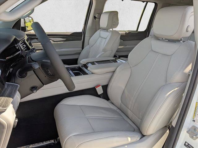 Used 2022 Jeep Wagoneer Series III w/ Convenience Group I AWD/4WD image 16