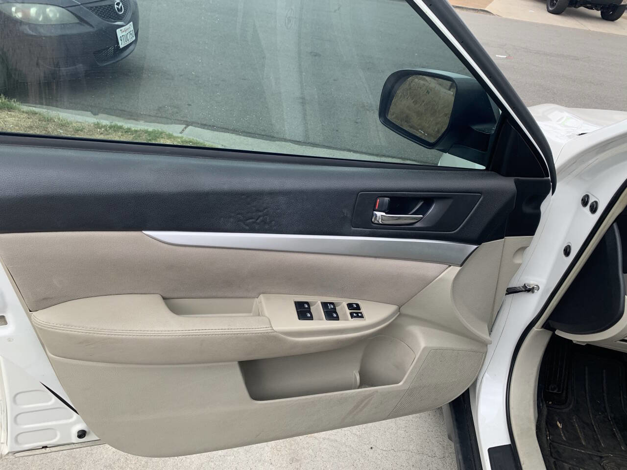 Used 2014 Subaru Outback 2.5i image 11