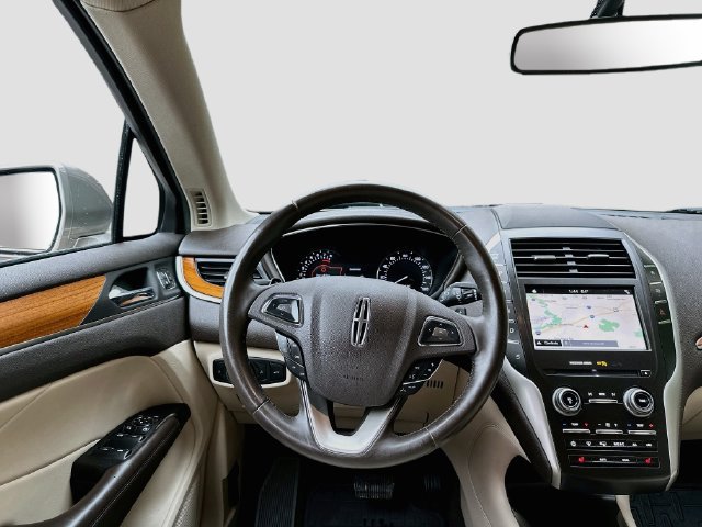 Used 2019 Lincoln MKC Select w/ Select Plus Package FWD image 23