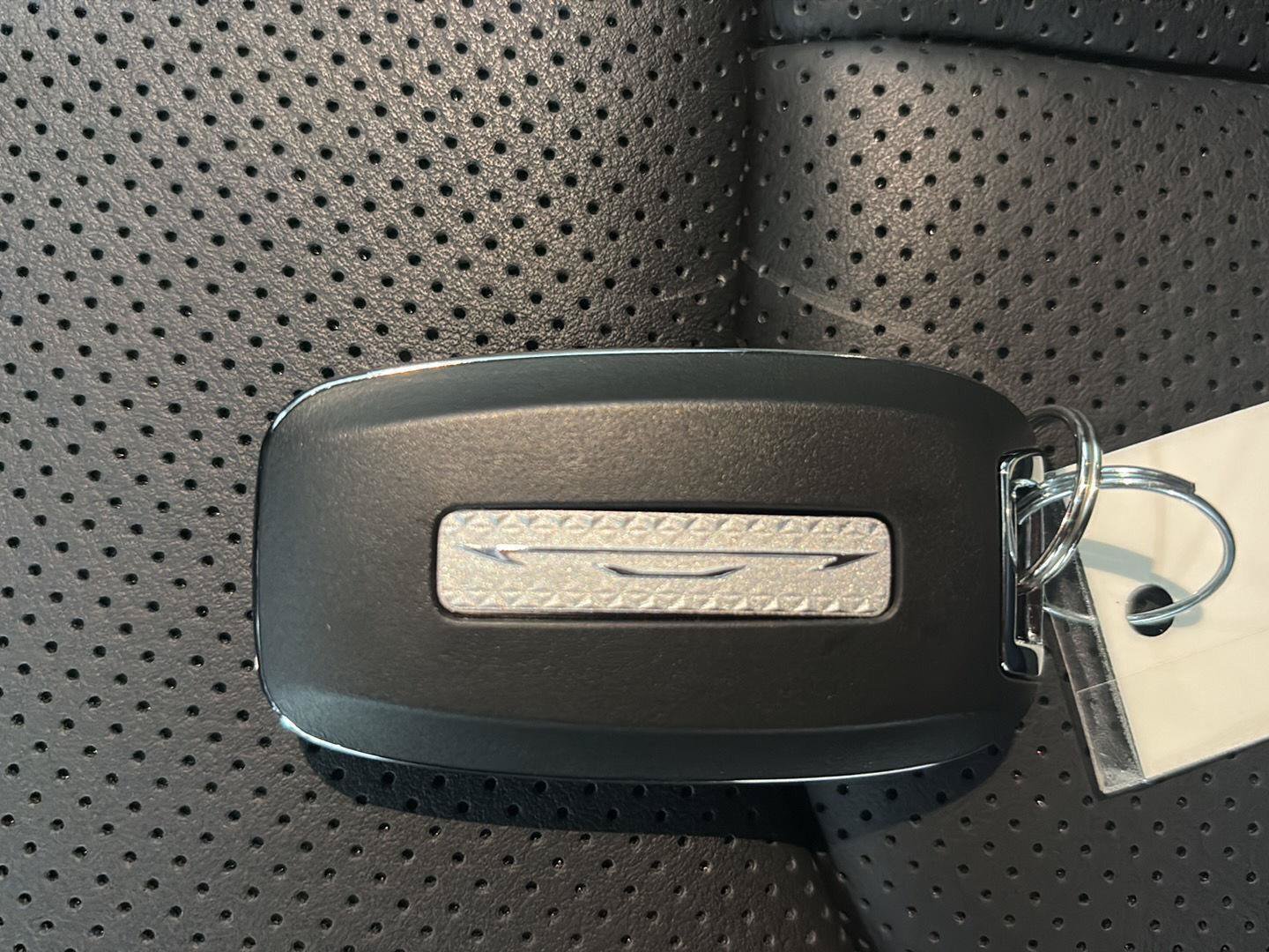 New 2027 Chrysler Pacifica Limited FWD image 38