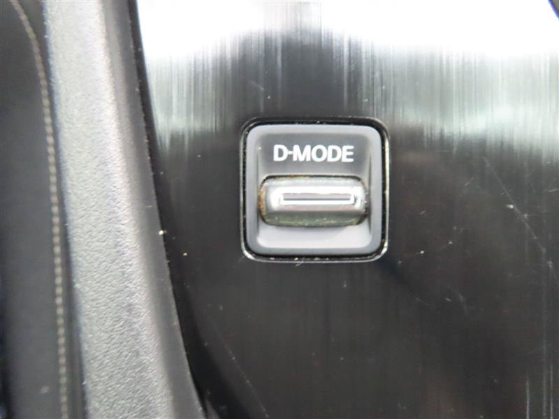 Used 2024 Nissan Rogue SV FWD image 28