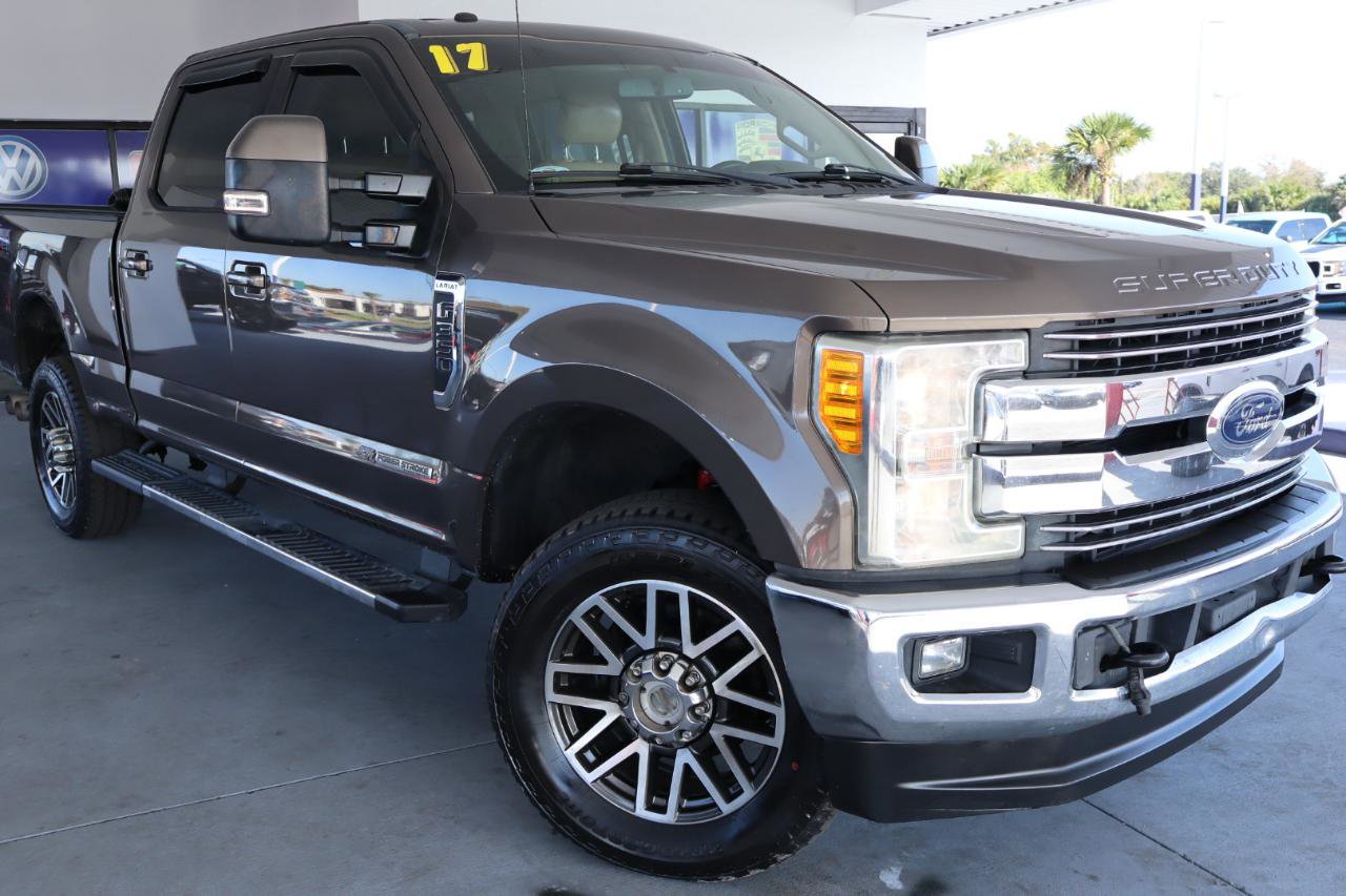 Used 2017 Ford F350 Lariat w/ Lariat Value Package AWD/4WD image 2