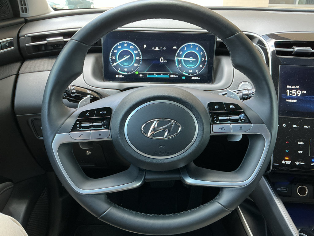 Certified 2023 Hyundai Tucson Limited AWD/4WD image 16