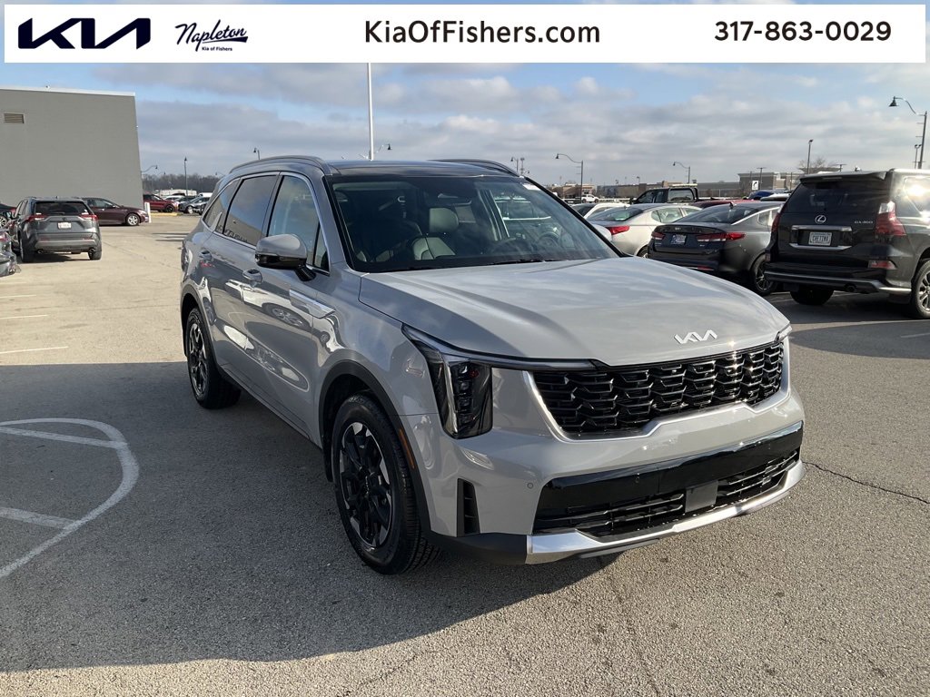 Used 2025 Kia Sorento S w/ Panoramic Sunroof Package