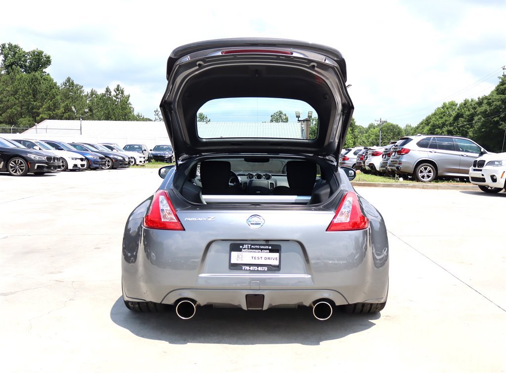 Used 2011 Nissan 370Z Coupe w/ Sport Pkg RWD image 37