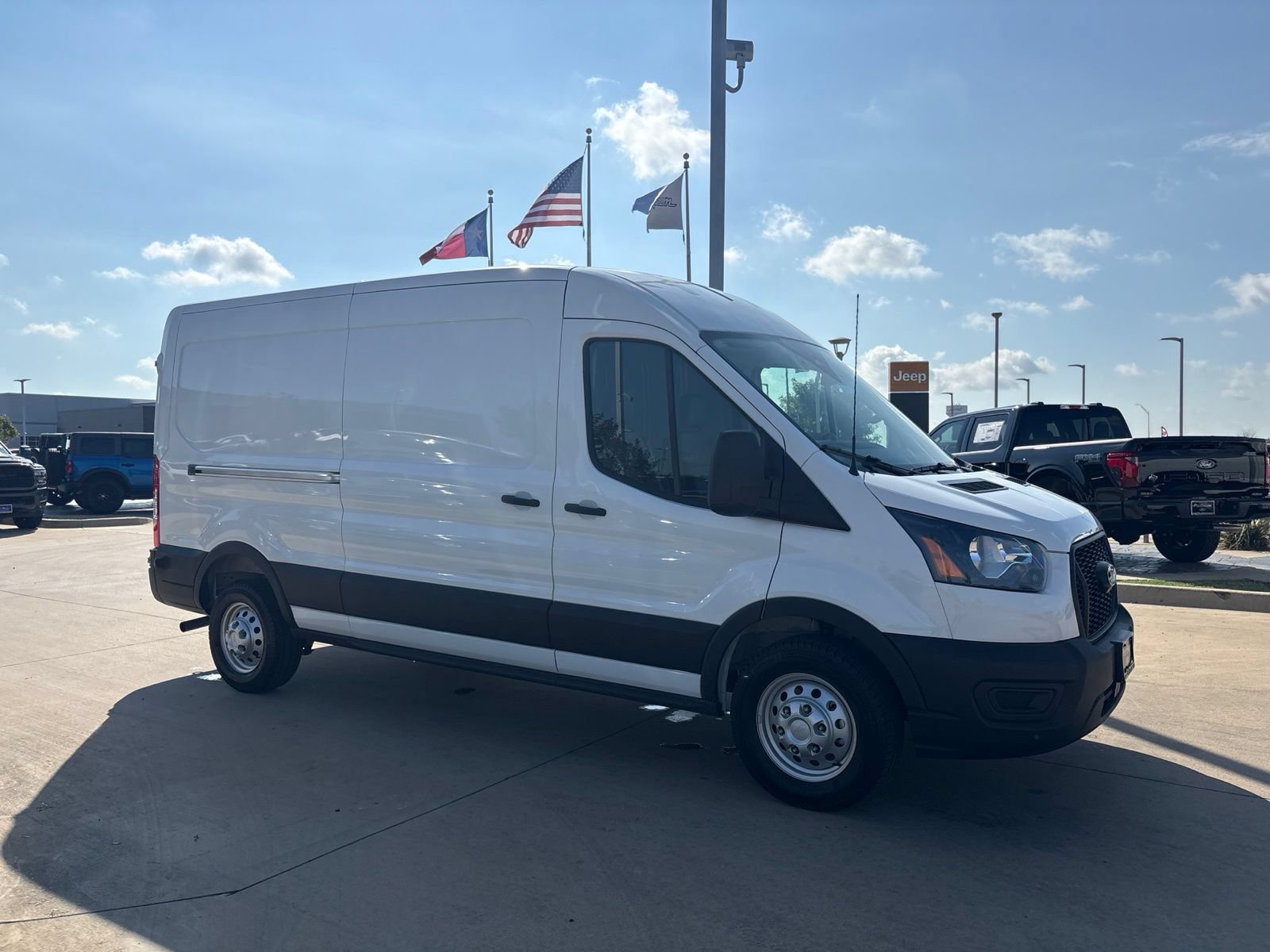 New 2026 Ford Transit 250 148 Medium Roof RWD image 9