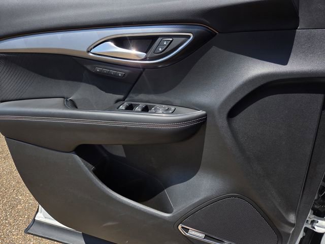 Used 2025 Buick Envision Sport Touring AWD/4WD image 18