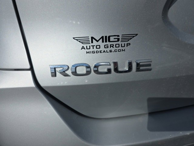 Used 2019 Nissan Rogue SV image 59