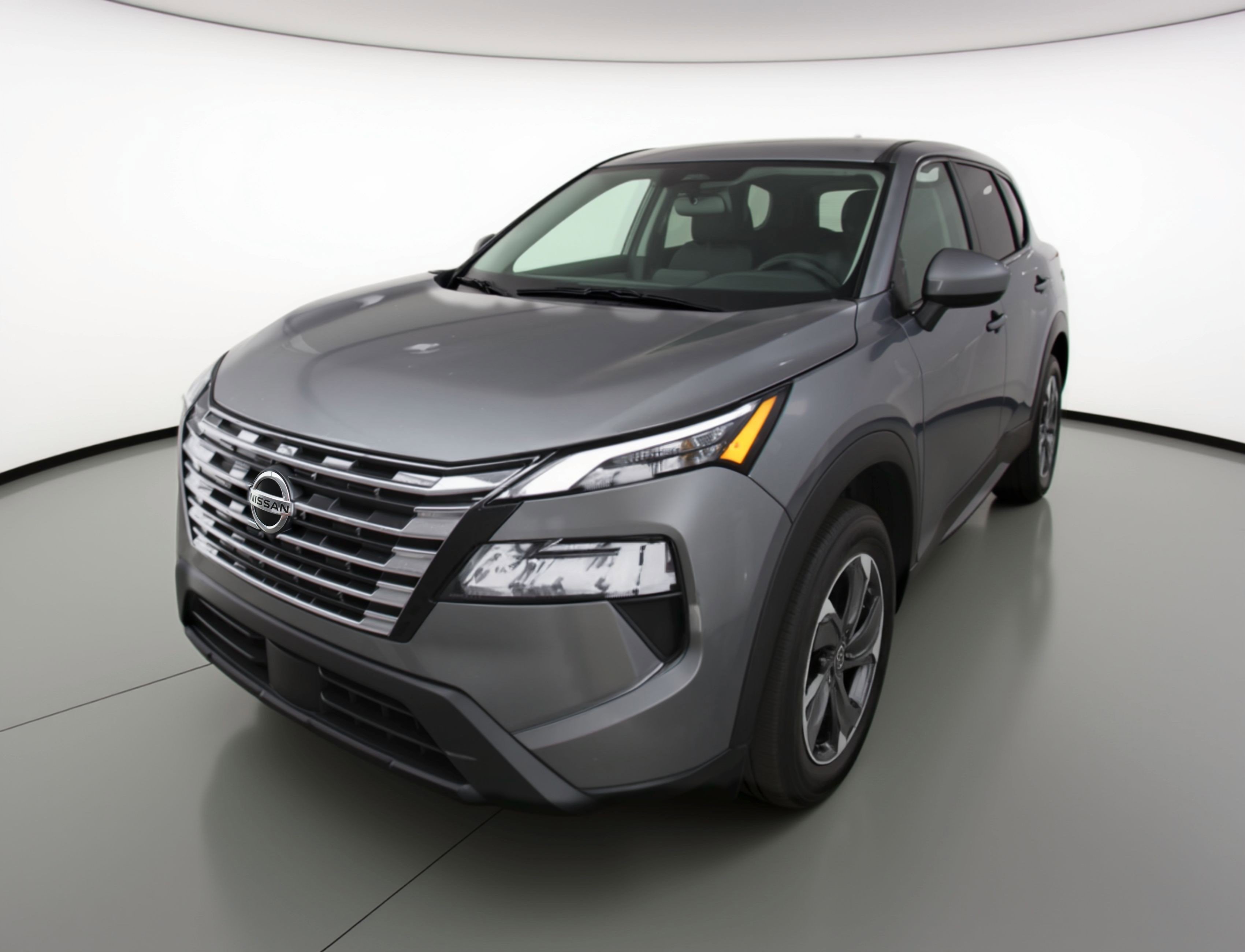 Used 2025 Nissan Rogue SV image 3