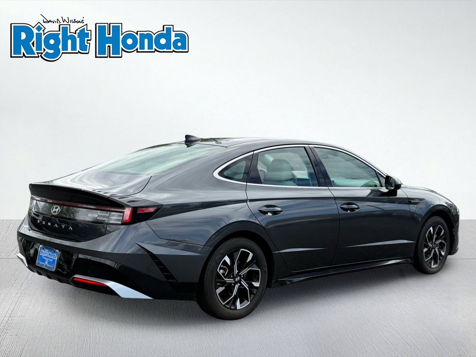Used 2025 Hyundai Sonata SEL FWD image 8