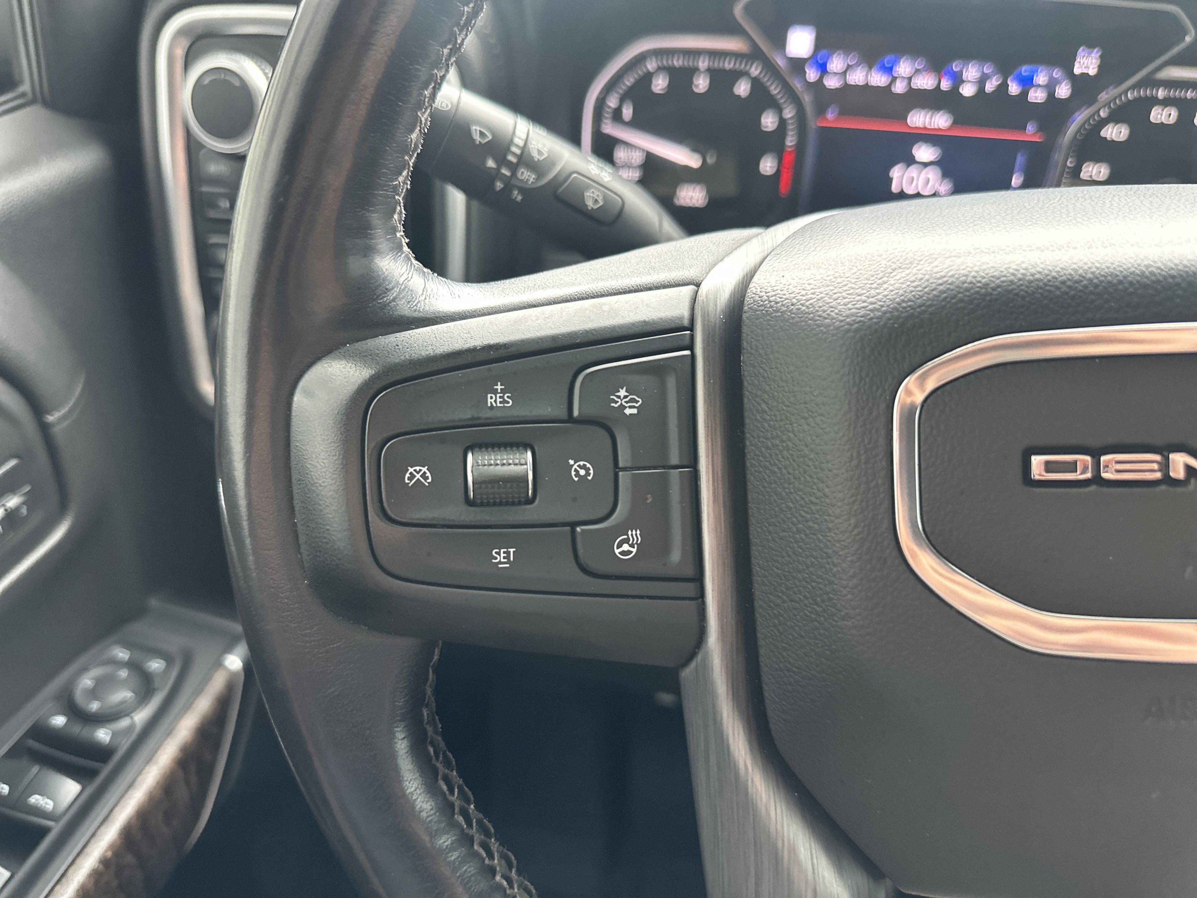 Used 2019 GMC Sierra 1500 Denali w/ Technology Package image 24