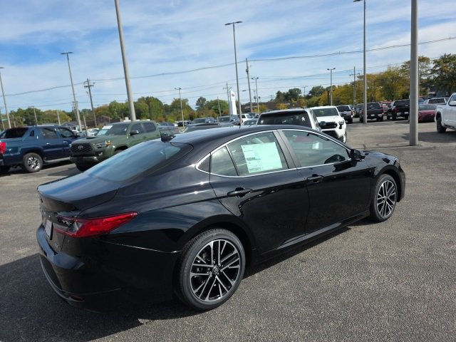 New 2026 Toyota Camry XLE image 4