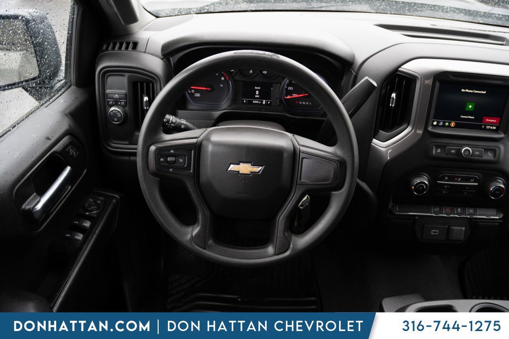 Used 2020 Chevrolet Silverado 1500 Custom w/ Custom Value Package RWD image 5