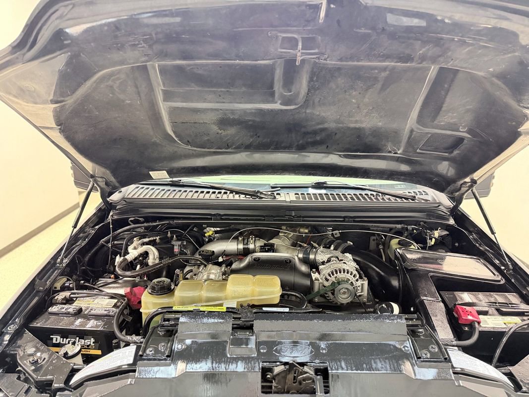 Used 2001 Ford Excursion Limited image 15