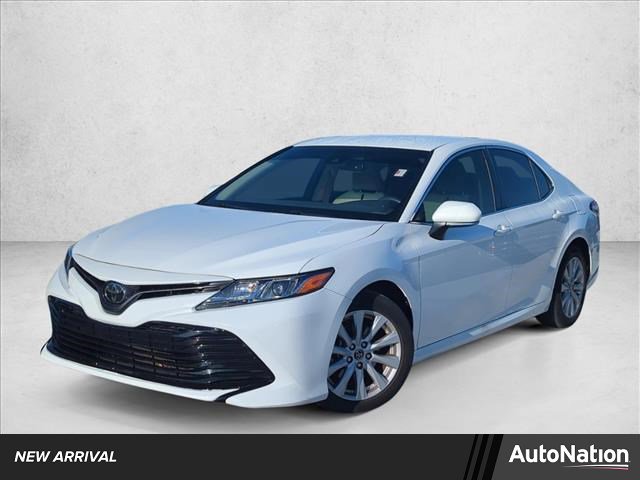 Used 2018 Toyota Camry LE w/ Convenience Package image 1