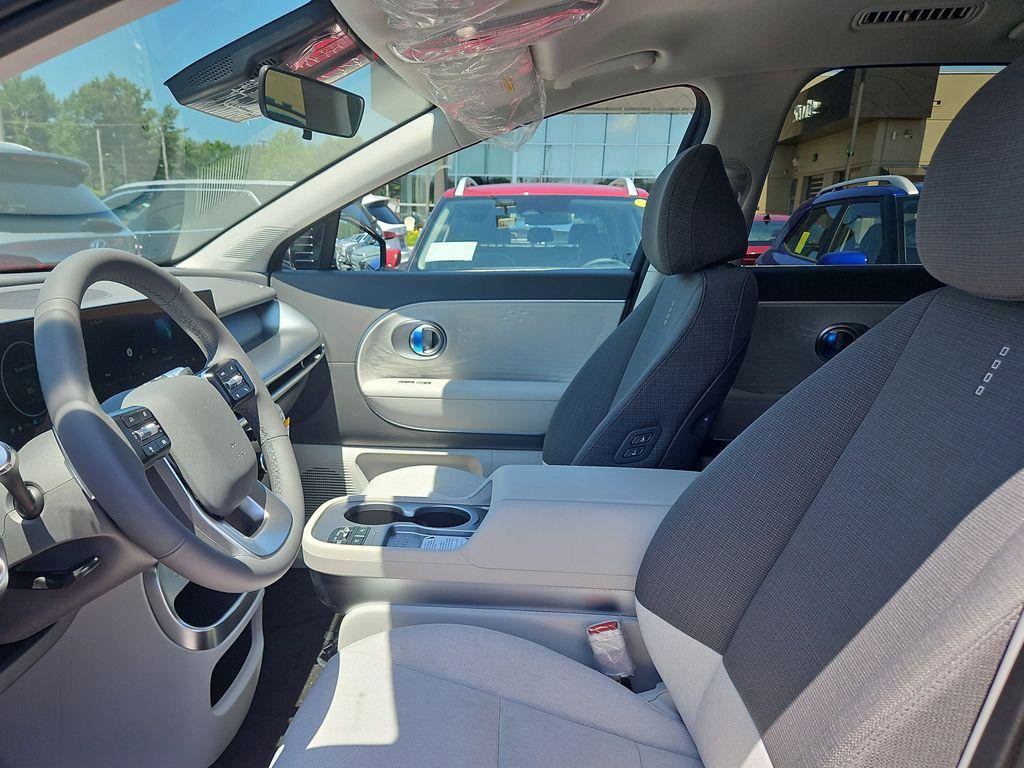 New 2026 Hyundai Ioniq 9 SE AWD/4WD image 17