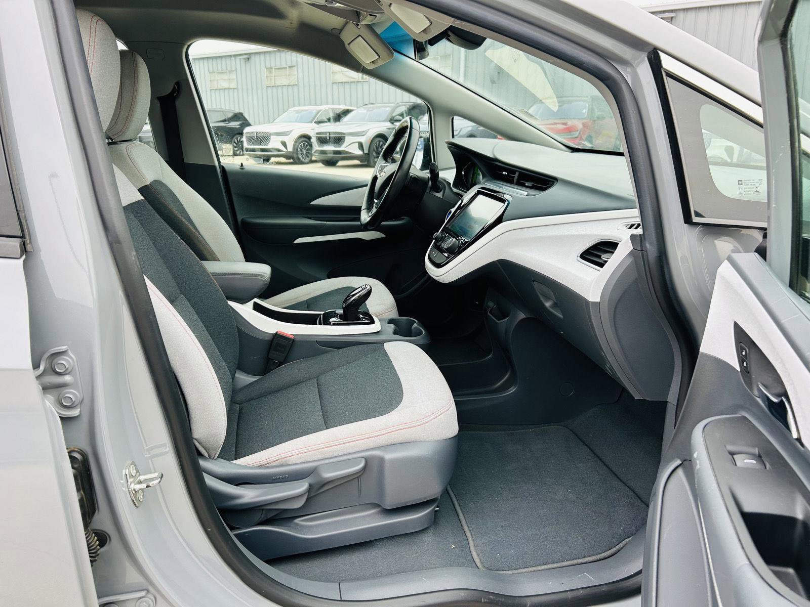 Used 2019 Chevrolet Bolt LT image 29
