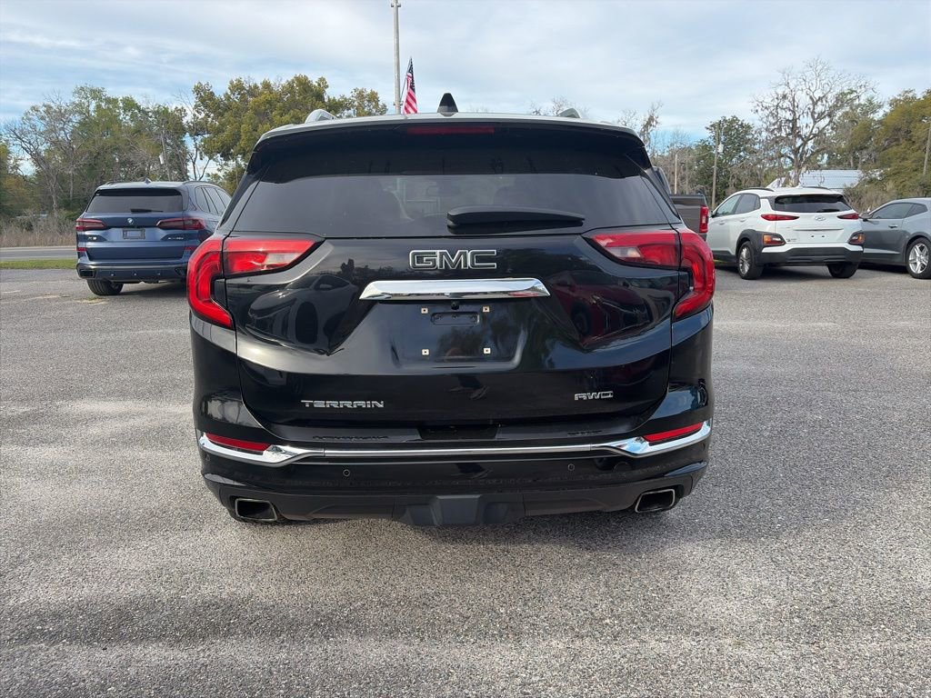 Used 2018 GMC Terrain Denali w/ Advanced Safety Package image 5