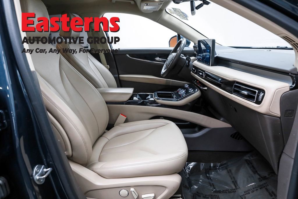 Used 2022 Lincoln Nautilus AWD w/ Premium Package image 24