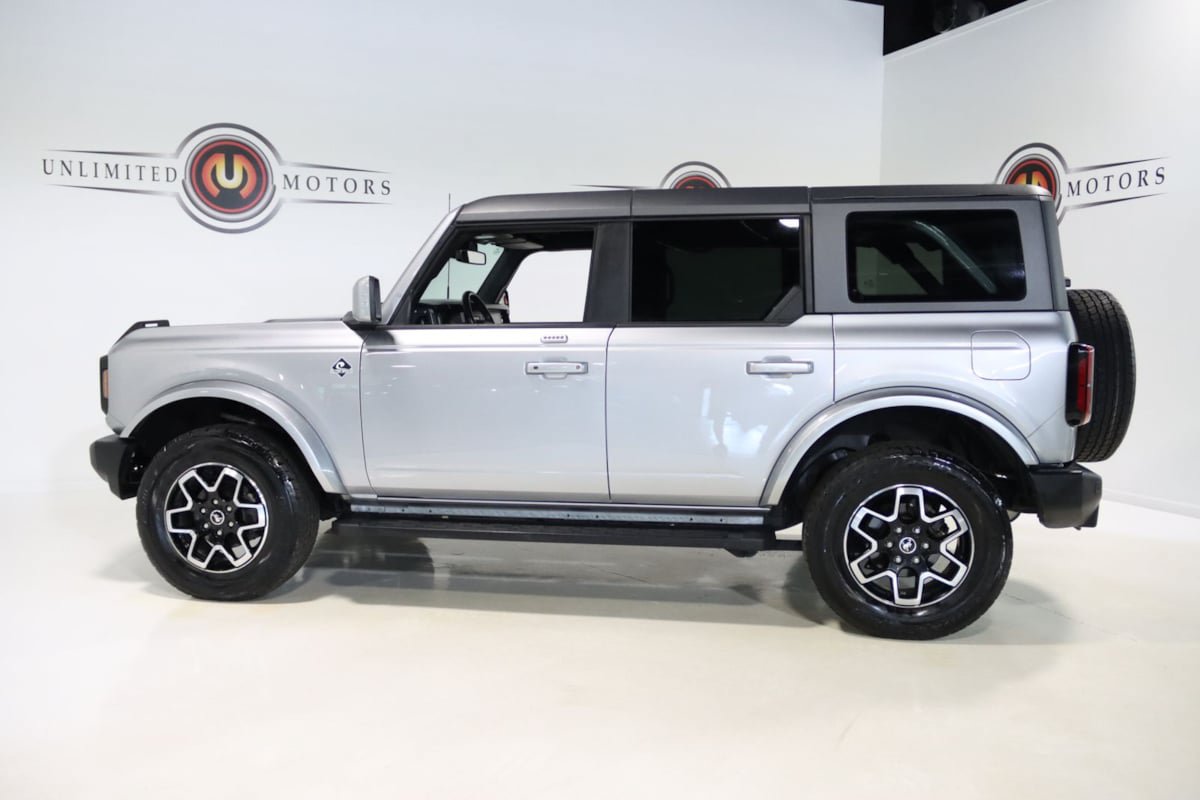 Used 2023 Ford Bronco Outer Banks AWD/4WD image 37