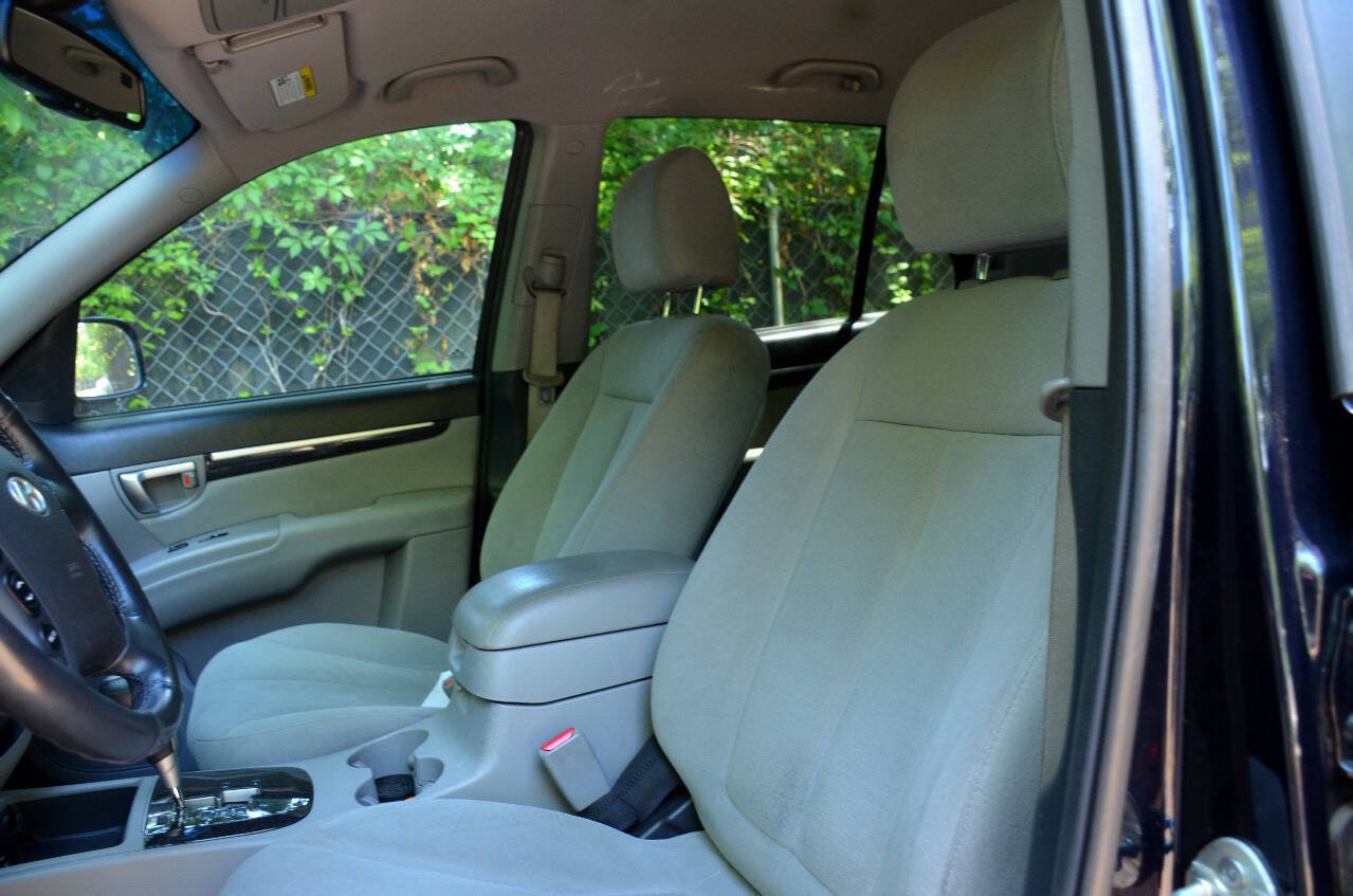 Used 2009 Hyundai Santa Fe SE AWD/4WD image 9