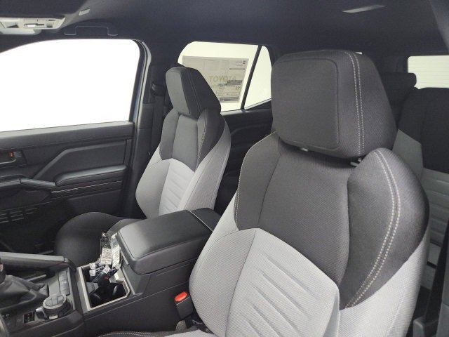 New 2025 Toyota 4Runner TRD Off-Road image 18