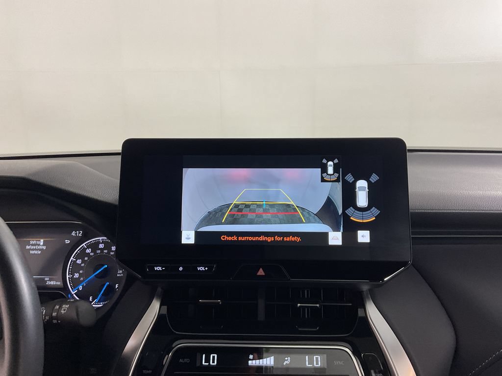 Used 2023 Toyota Venza Nightshade AWD/4WD image 28