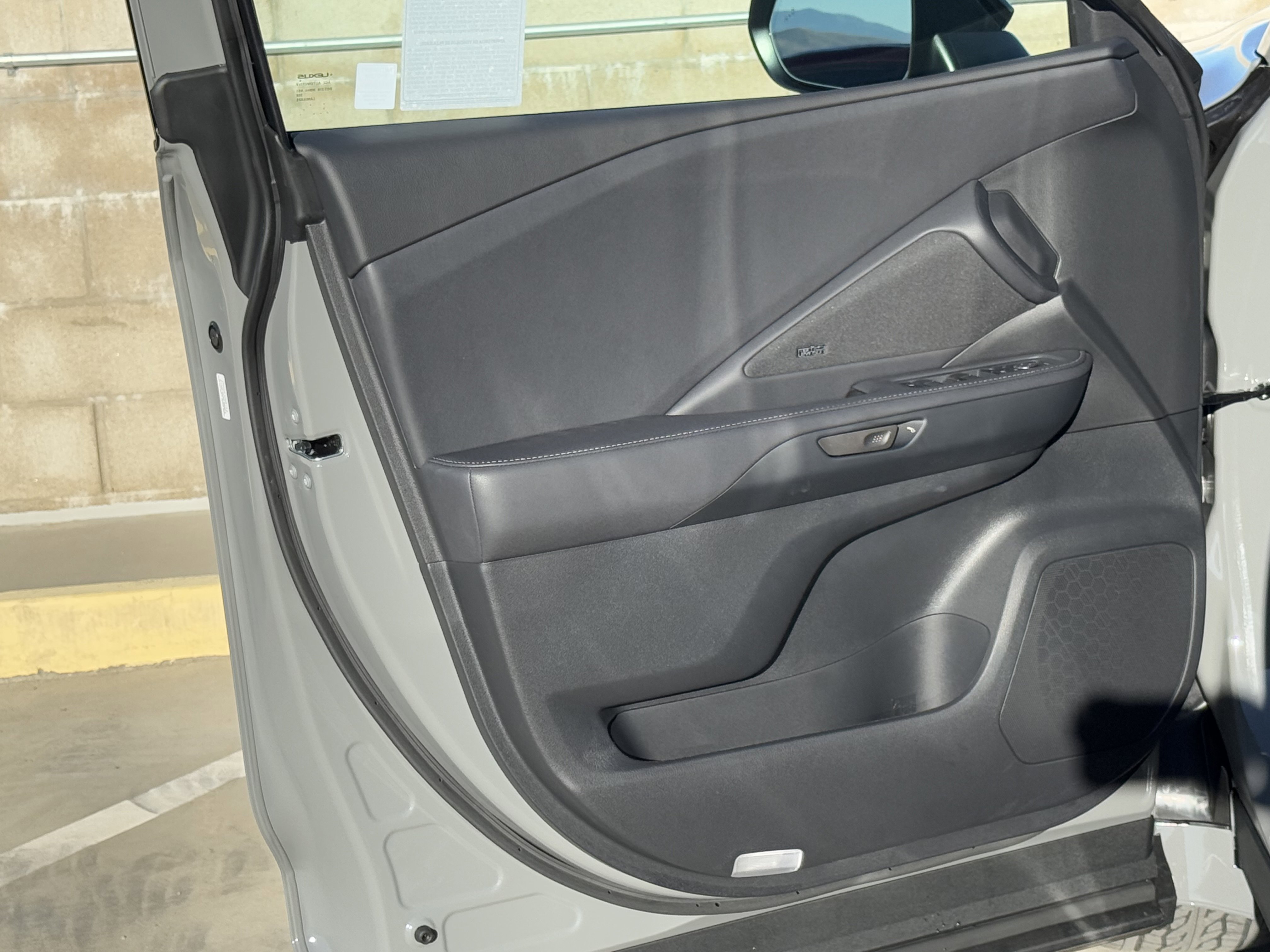 New 2026 Lexus TX 500h AWD image 16