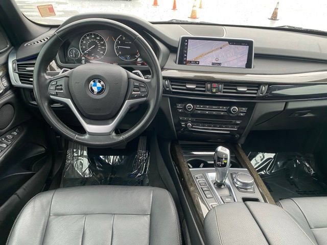 Used 2018 BMW X5 xDrive40e AWD/4WD image 12