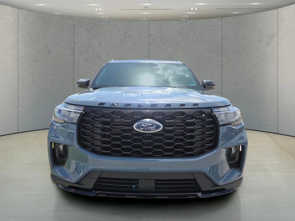 Used 2025 Ford Explorer ST-Line RWD image 12