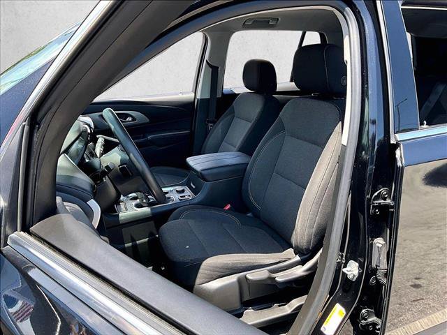 Certified 2021 Chevrolet Traverse LS FWD image 26