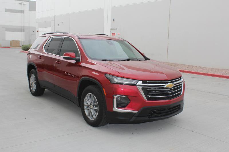 Used 2023 Chevrolet Traverse LT FWD image 3