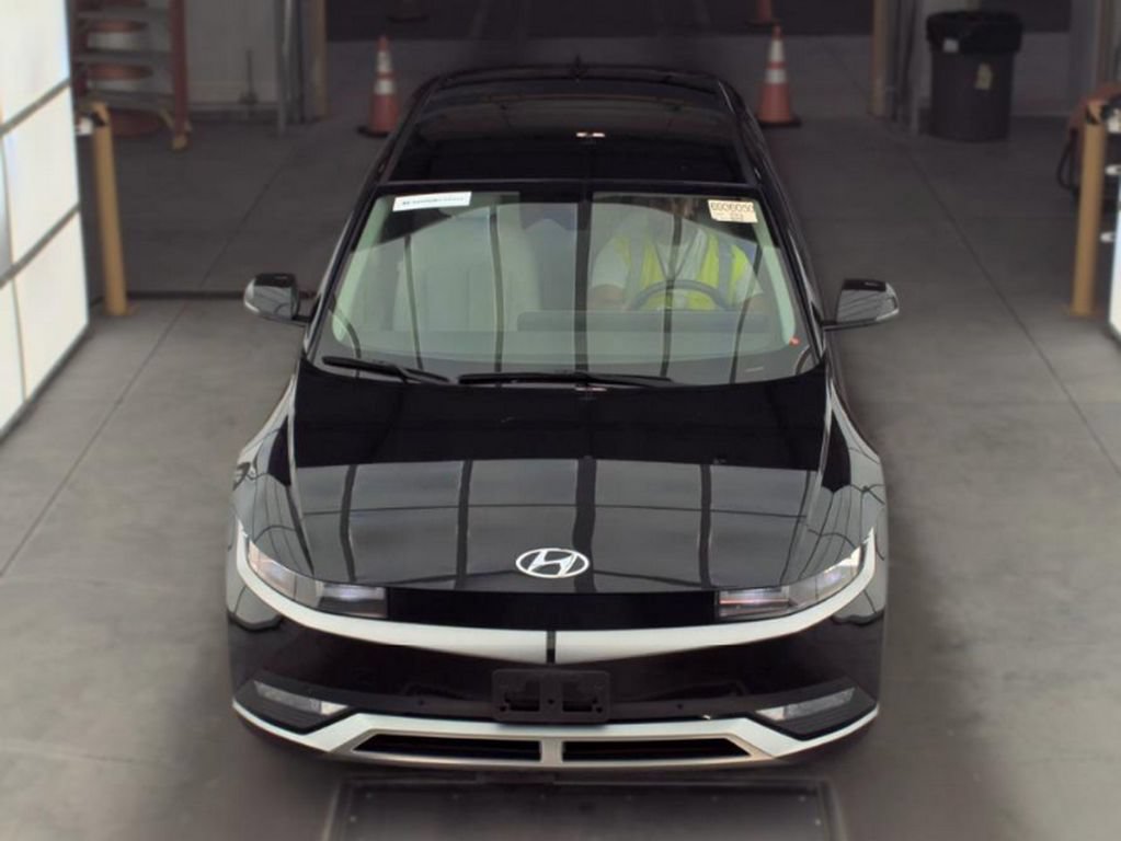 Used 2023 Hyundai Ioniq 5 SEL AWD/4WD image 3