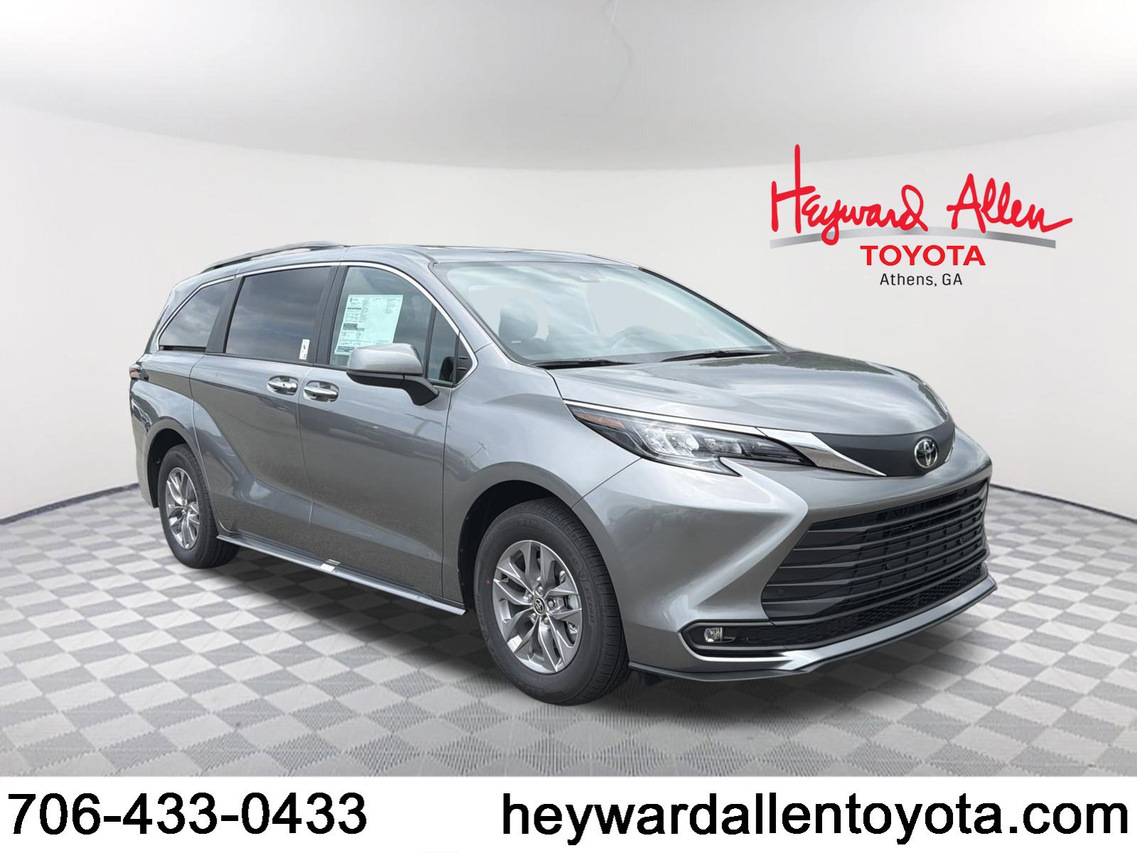 New 2026 Toyota Sienna XLE