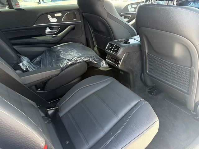 New 2026 Mercedes-Benz GLS 450 4MATIC image 25